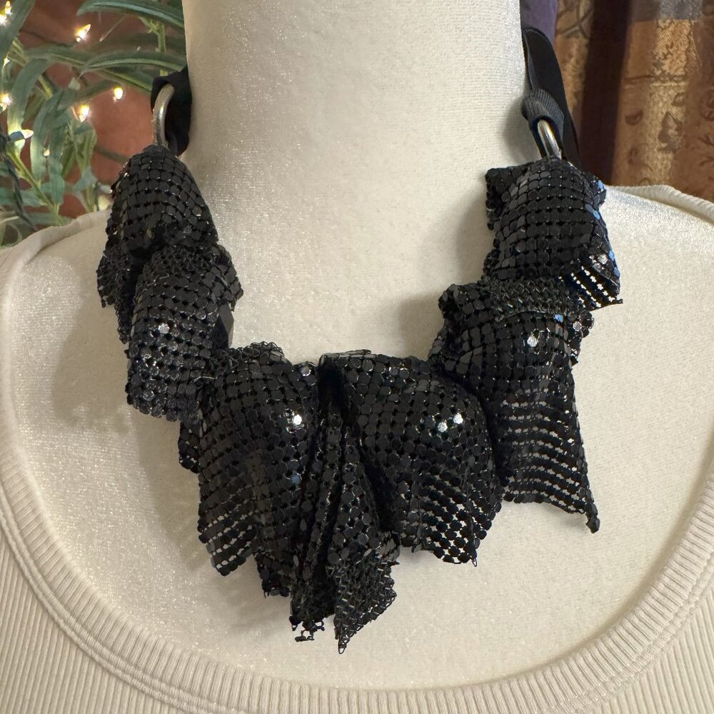 Tie-Back Large Beads Statement Necklace